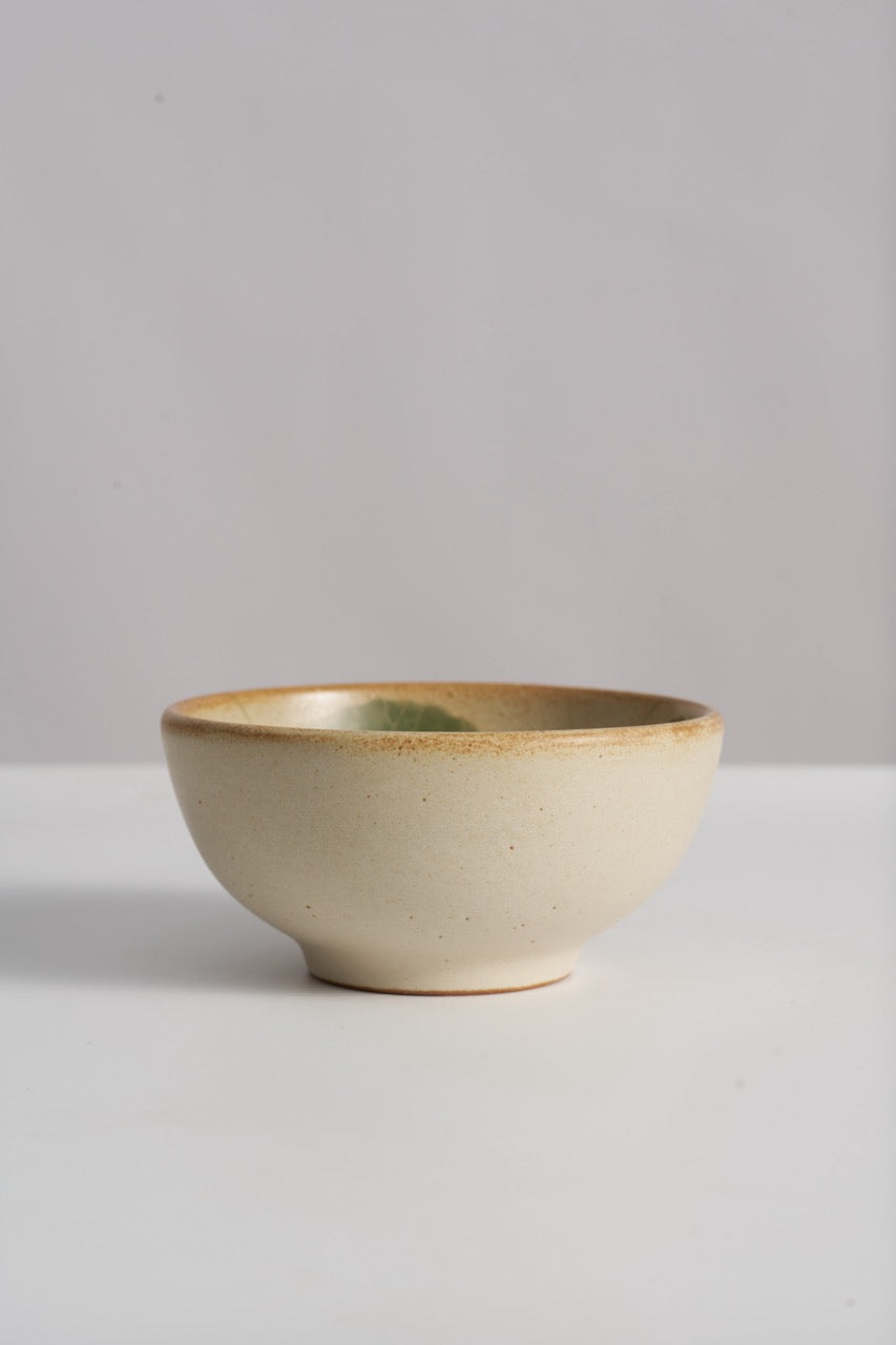 Chén Cơm — The Viet Rice Bowl