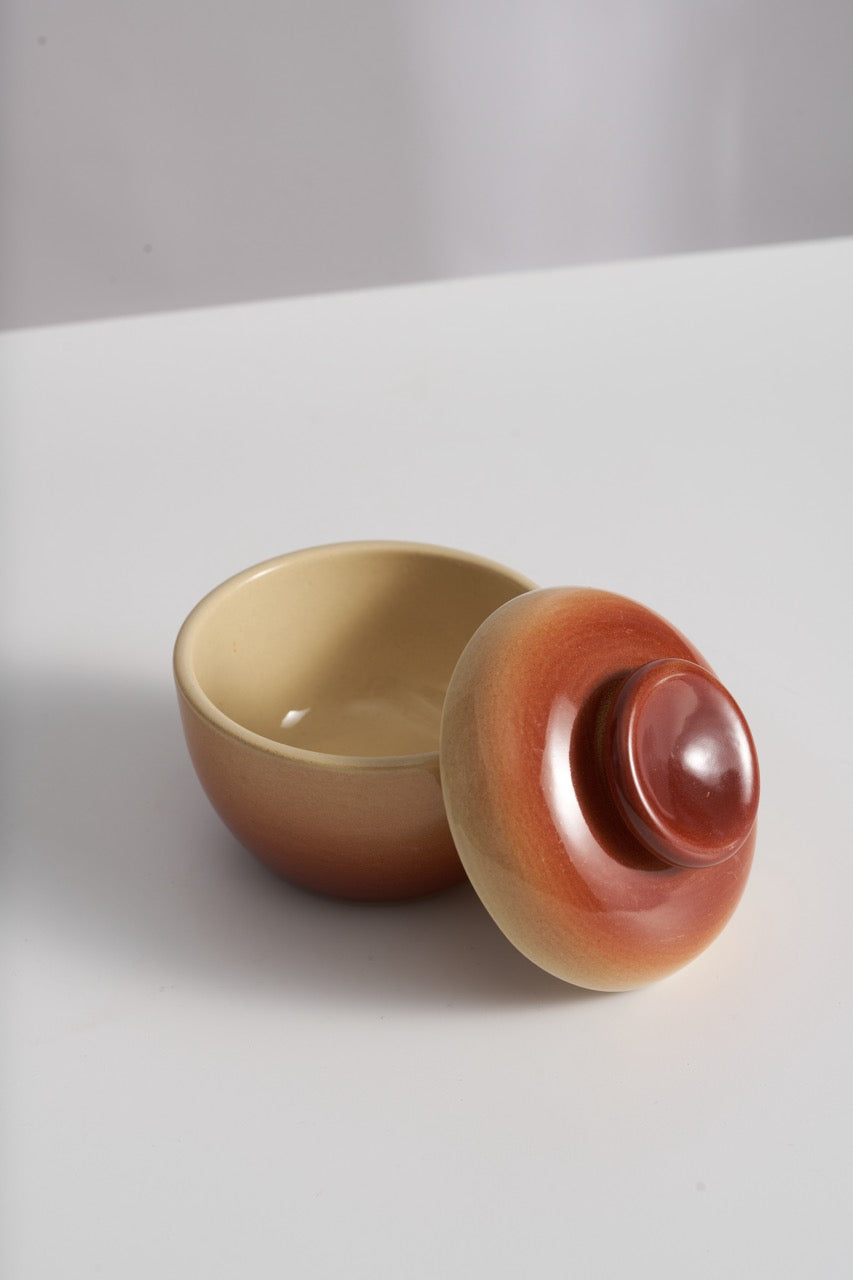 Small 5oz Hũ Brown — The Lidded Jar